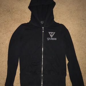 ✨Guess zip up hoodie!!✨